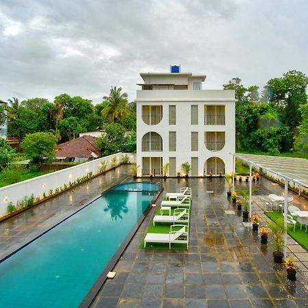 Goa Courtyard By The Porto Arpora Baga Exterior foto