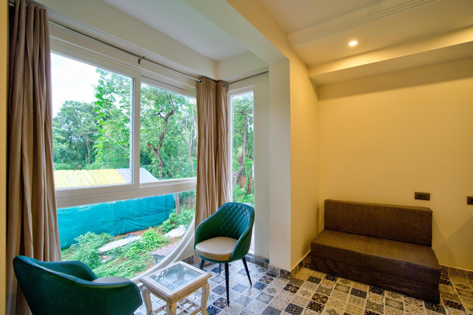 Goa Courtyard By The Porto Arpora Baga Exterior foto